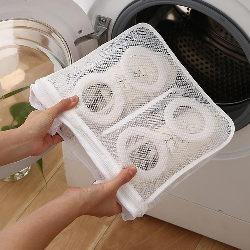 Sac de Lavage pour Chaussures - حقيبة غسل الأحذية