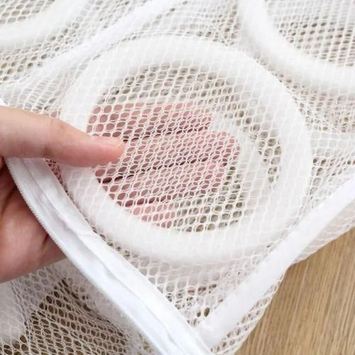 Sac de Lavage pour Chaussures - حقيبة غسل الأحذية
