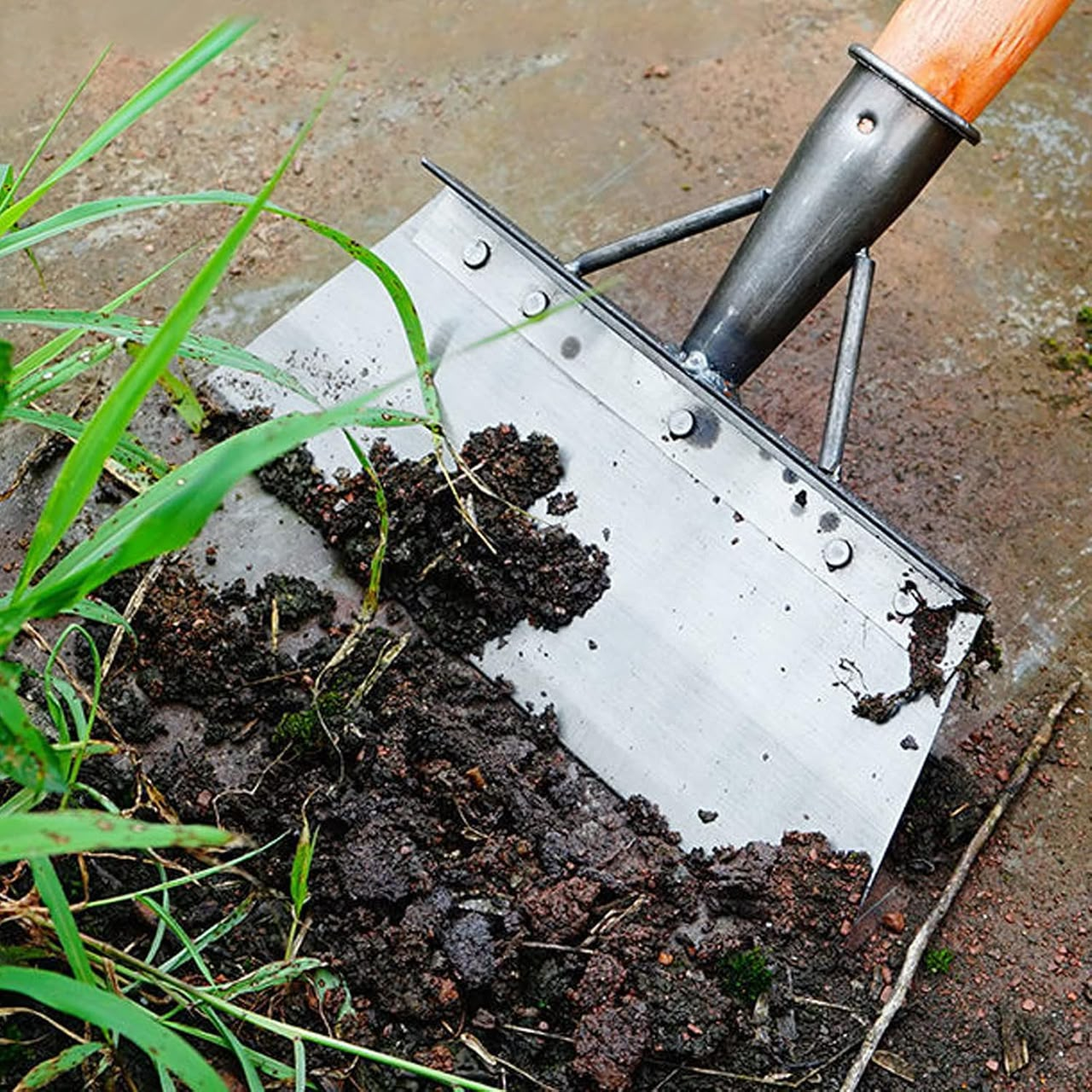 Pelle agricole multifonctions - مجرفة زراعية متعددة الاستخدامات