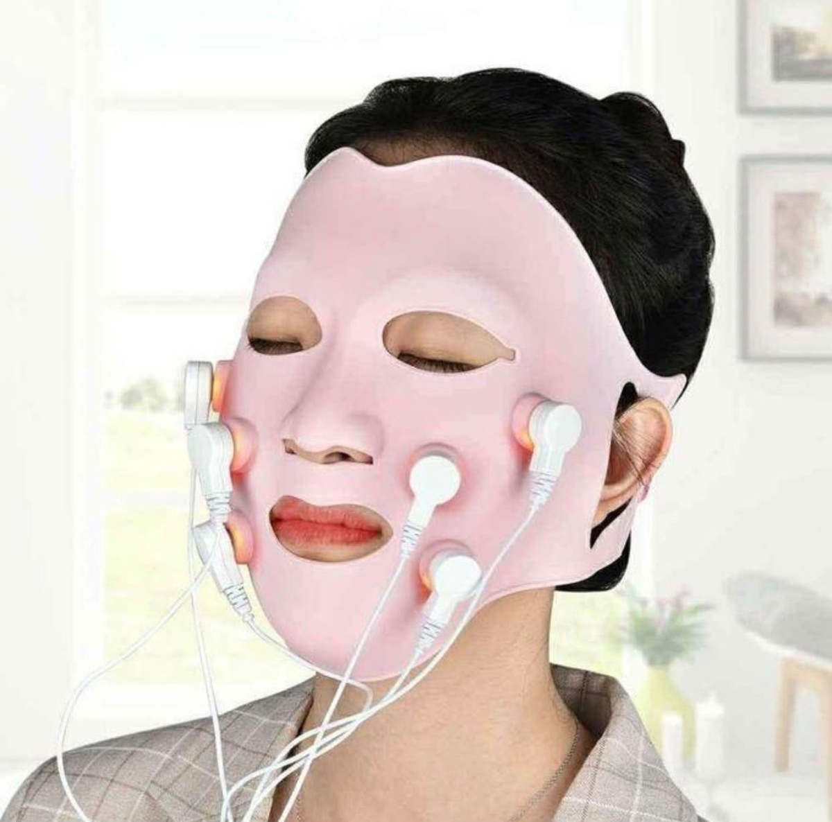 Masque de massage facial -  قناع تدليك الوجه